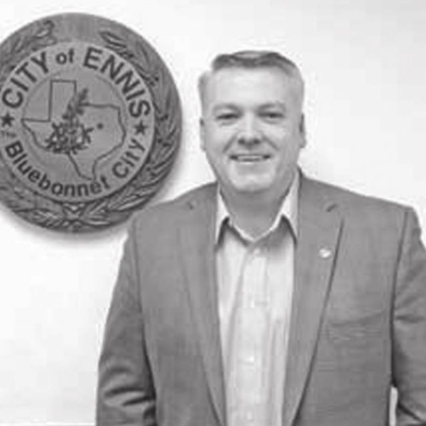 Former city mgr., Dixon, lands near San Antonio