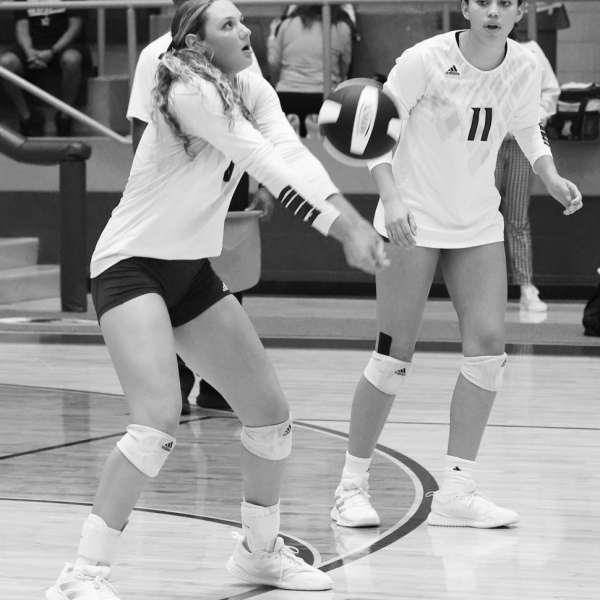 Ennis VB stuns No. 22 Forney, 3-2
