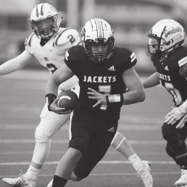 AGUINAGA, FERRIS D STINGS 'CATS, 20-17