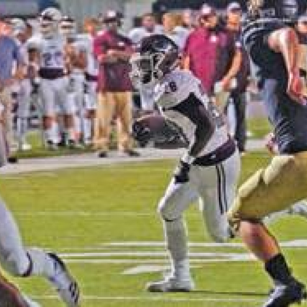Ennis hosts unbeaten N. Forney