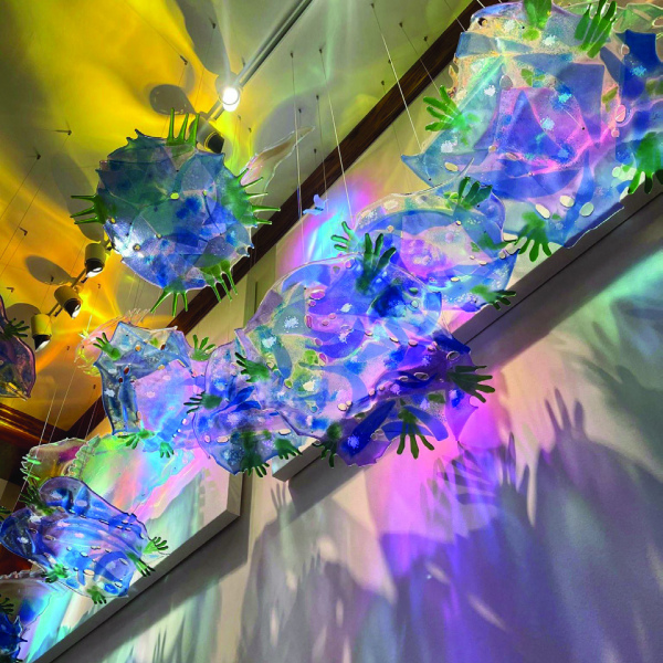 Bluebonnet glass art still a favorite at Welcome Center