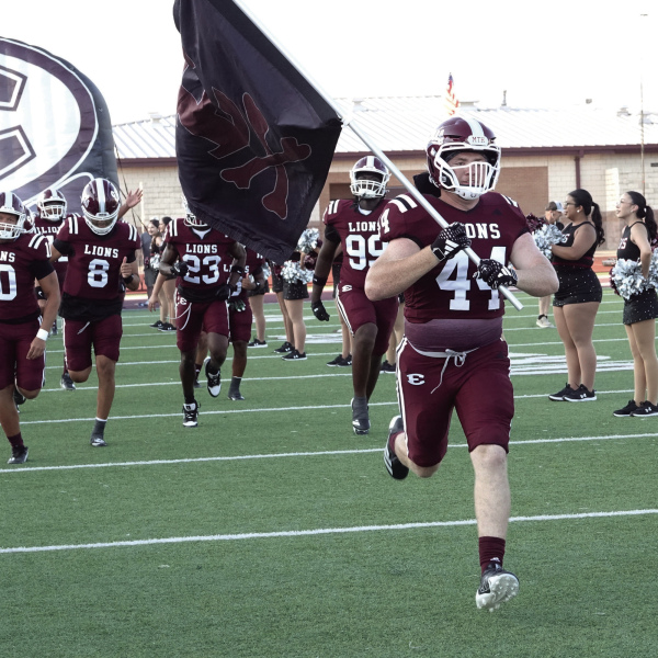 Ennis returns to playoffs with late run; Martinez, Jones fuel offense