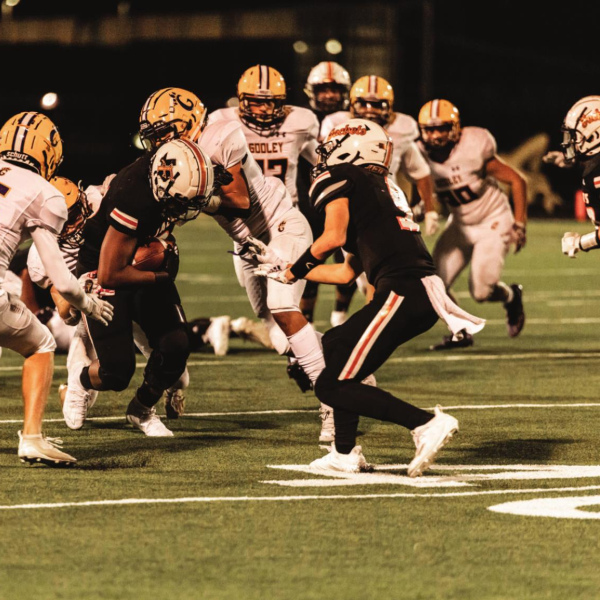 Godley pulls away from Ferris in fourth