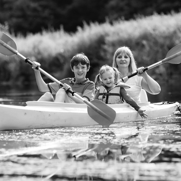 Spring activities for families to enjoy together