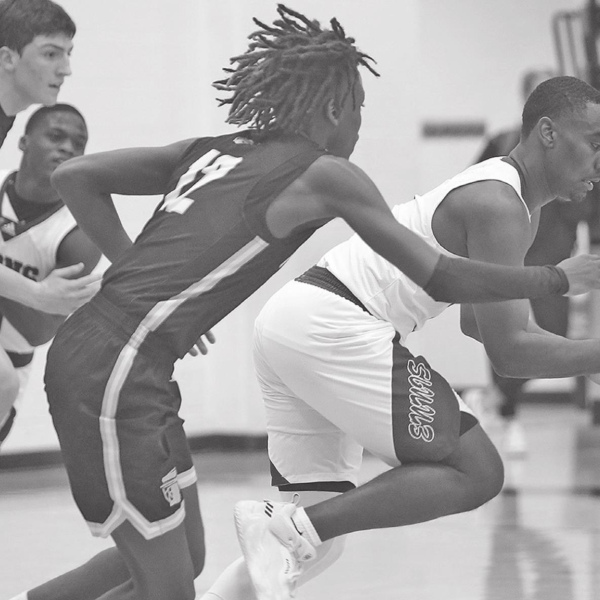 Lions starve Owls in fourth, 47-35