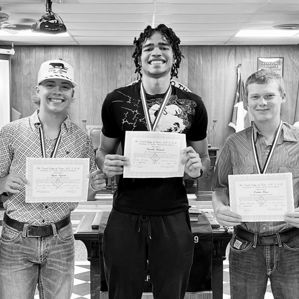 Masonic Lodge awards scholarships to locals