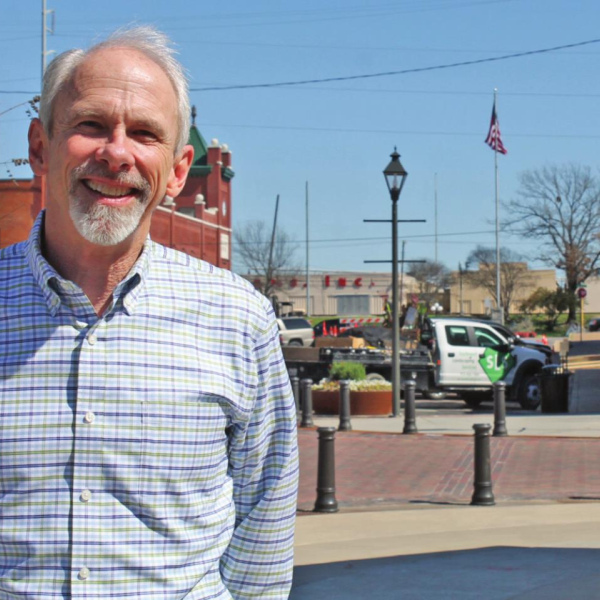 Pedal to the metal, Freshpet announces star