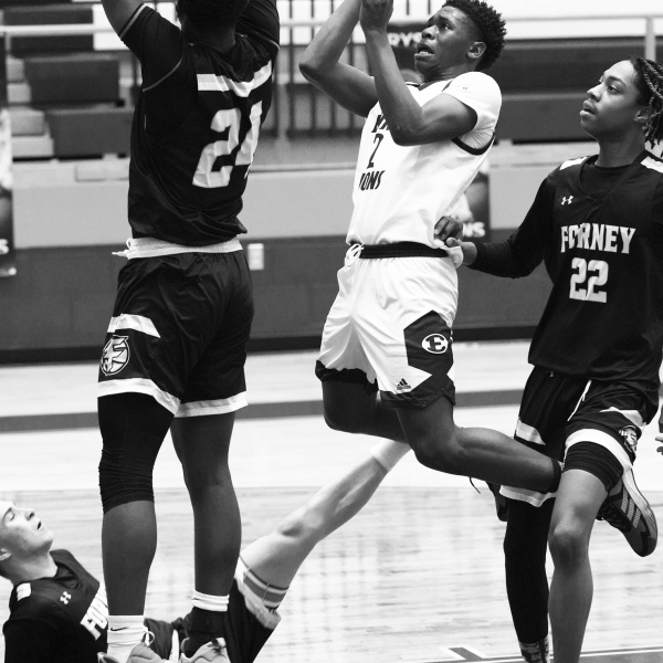 Bostwick powers Lions past Forney, 56-51