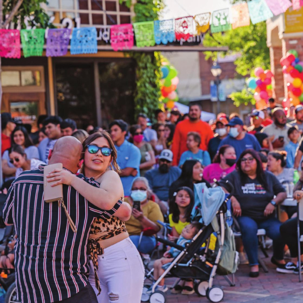 Cinco de Mayo, a downtown hit