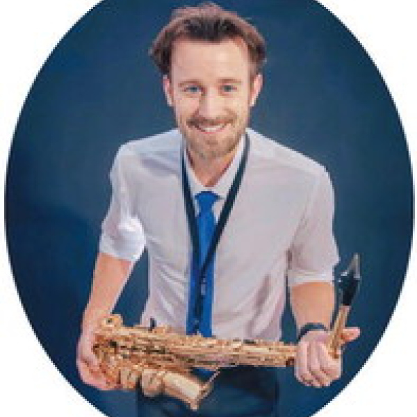 Hixson produces new album