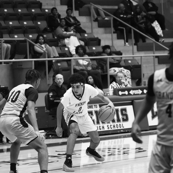 Ennis hosts No. 21 Red Oak, Jan. 28