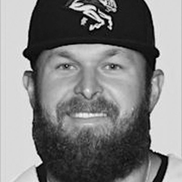 Ennis alum, Shaw, signs with Cleburne