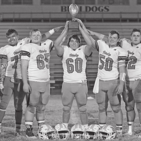 Italy (8-1) stifles Marlin, 61-6, earn title