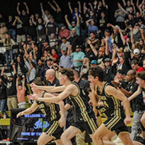 Fiery Bryant, Westwood burns Palmer, 65-52