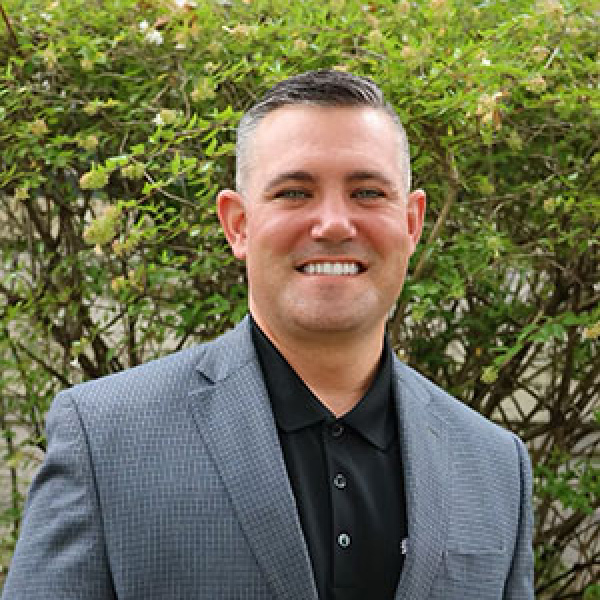 Authier prepares for public life