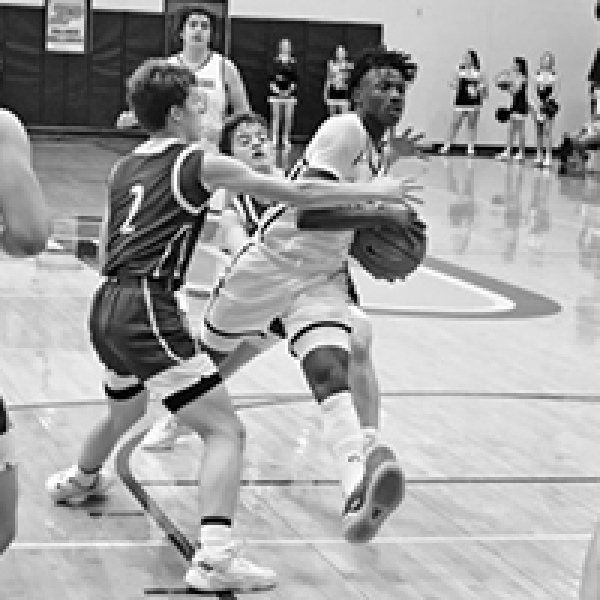 Clifton holds off Palmer, 56-44