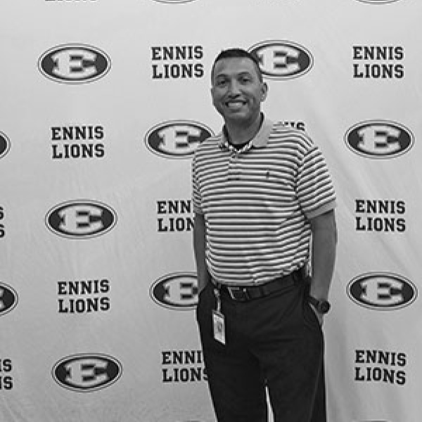 Tovar named new Ennis soccer coach