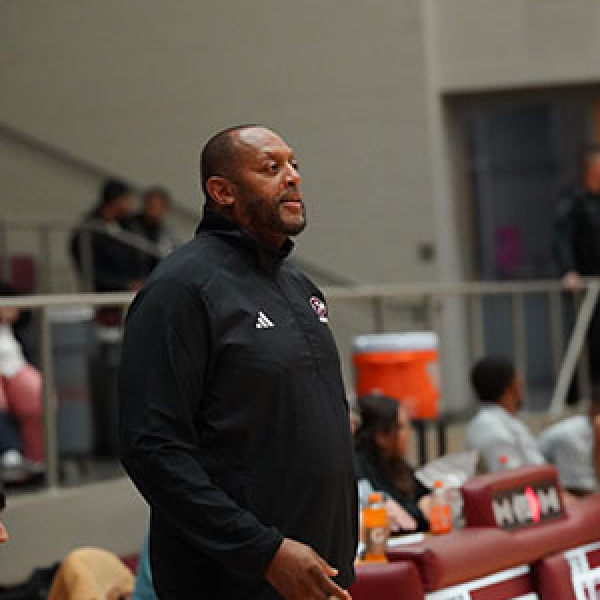 Cedar Hill visits Lions on Dec. 4