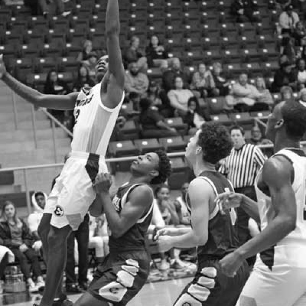 Lions stave off Corsicana rally, win 57-50