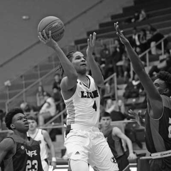 Lions near clinching playoff berth, top Waco