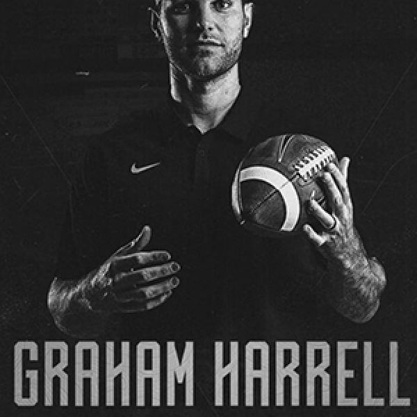 Graham Harrell signs with WVa