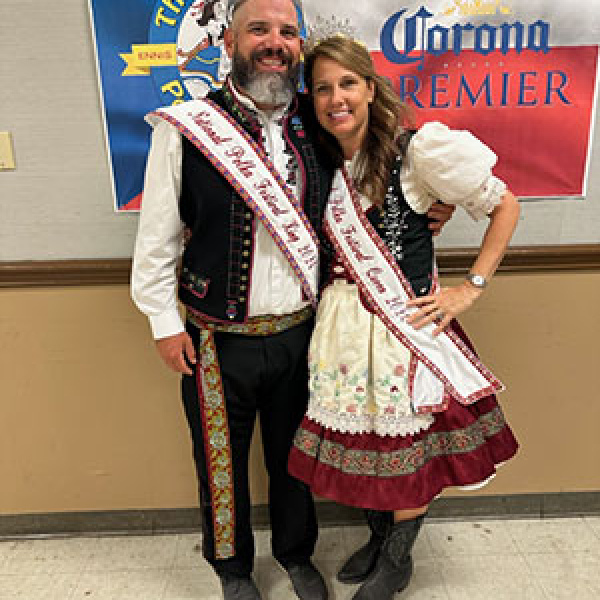 King & Queen Polka Dancing