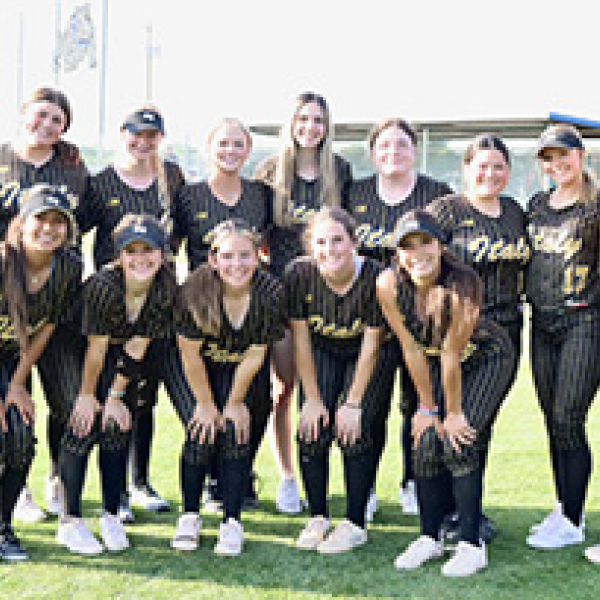  Italy softball looks to regroup, advance