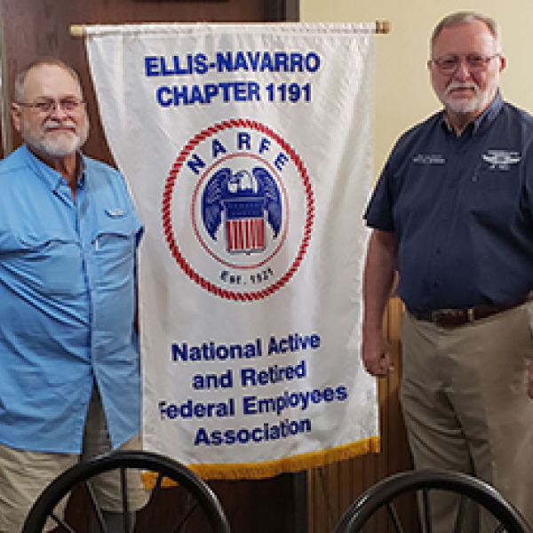 Capt. Dan Summerall, USN,  Ret., speaks to NARFE