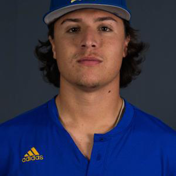 Former Ennis southpaw earns top awards