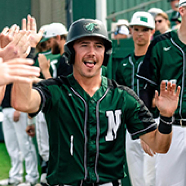 Graff climbs charts at NSU