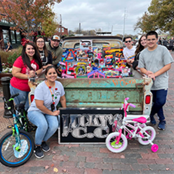 Weekend brings even more holiday fun downtown