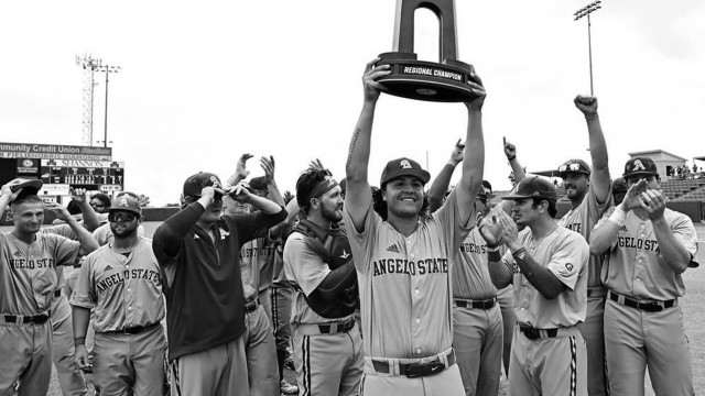 Bragg leads No. 3 Angelo State to World Series